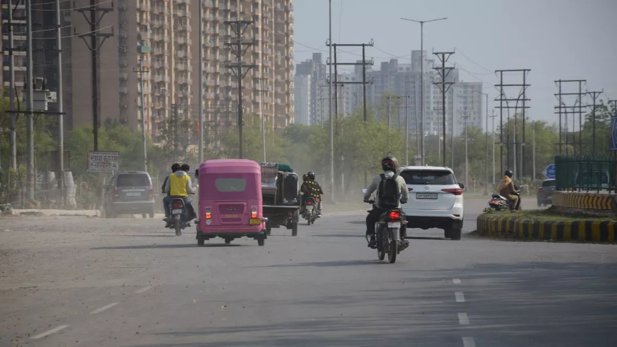 Delhi AQI Today: क्या है दिल्ली-NCR का हाल? राहत के बाद बढ़ा AQI; जानिए आपका इलाका कितना प्रदूषित